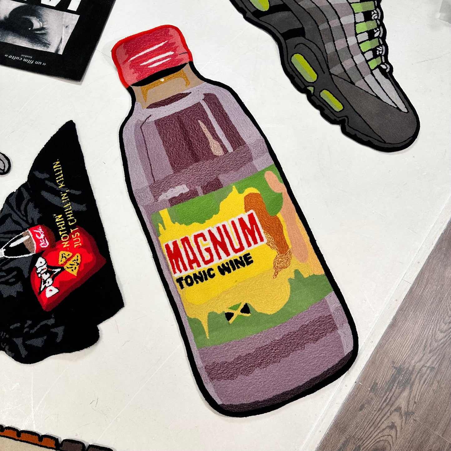 ‘MAGNUM BOTTLE ALTERNATIVE’ HANDTUFTED RUG