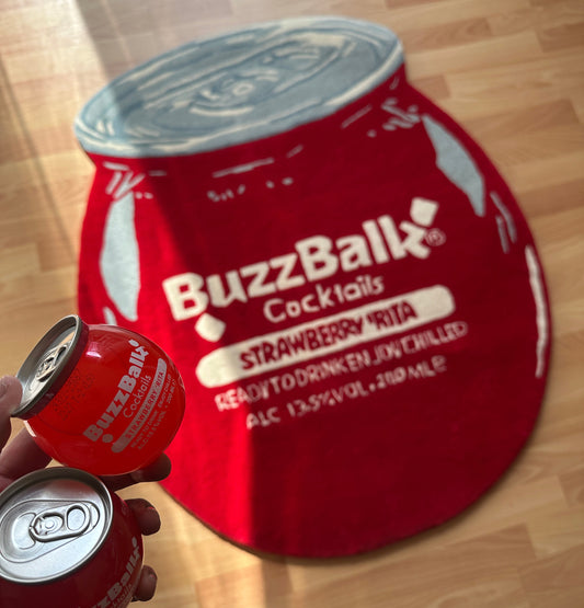 ‘BUZZBALL STRAWBERRY’ HANDTUFTED RUG