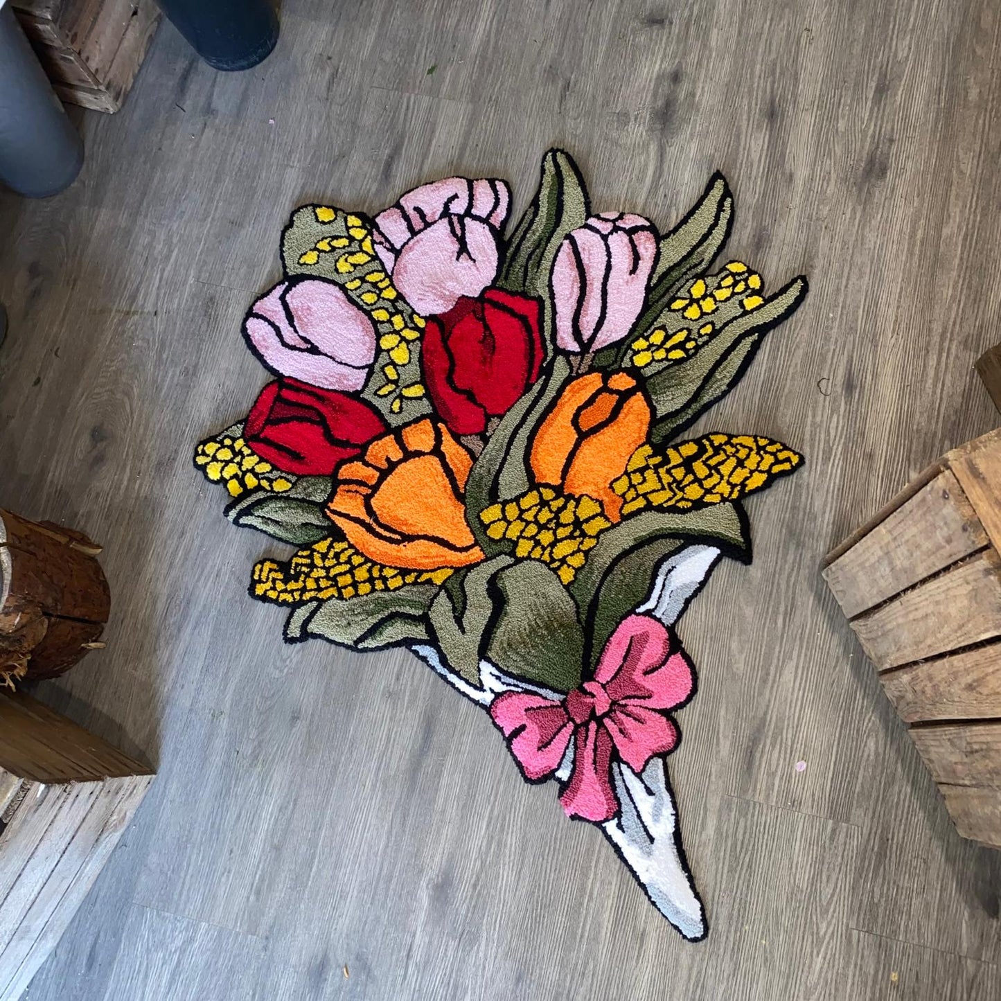 ‘FLOWER BOUQUET’ HANDTUFTED RUG