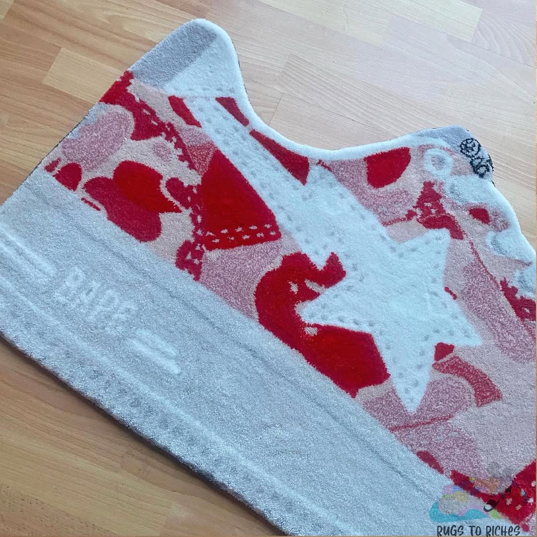 'A BATHING APE - ABC BAPESTA' HANDTUFTED RUG - PINK CAMO