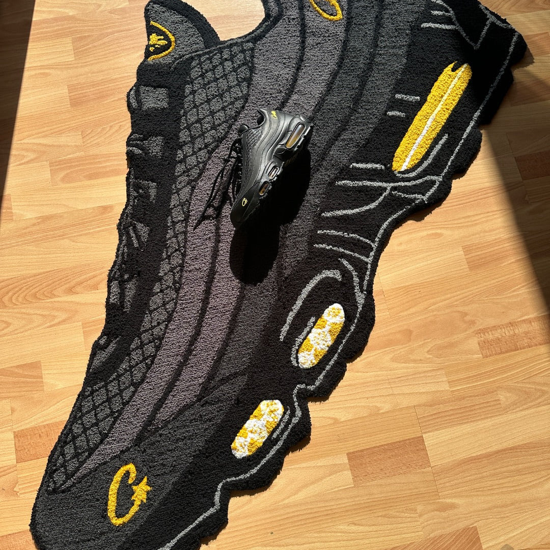 ‘CORTEIZ HONEY BLACK AIR MAX 95’ HANDTUFTED RUG